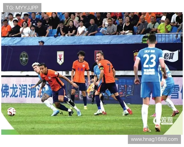 中国足球超级联赛激烈角逐各队备战新赛季力争突破前景值得期待