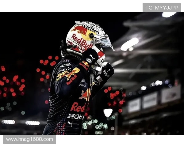 维斯塔潘再度称霸赛场梅赛德斯策略失误引发车迷热议