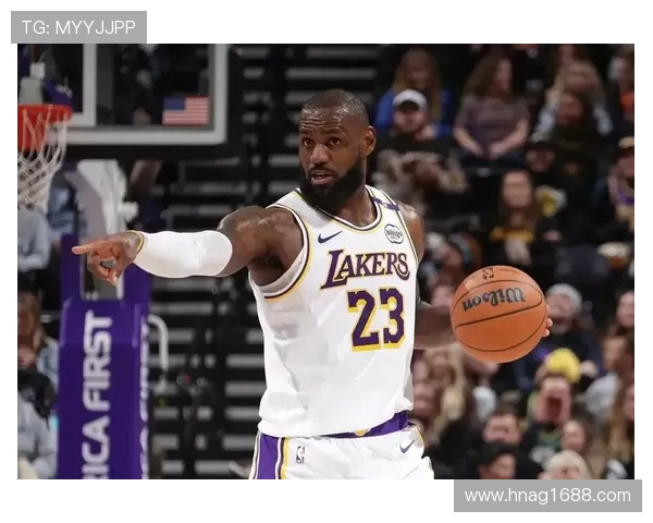 詹姆斯领衔湖人逆转取胜西部格局再起波澜引热议季后赛前景受关注